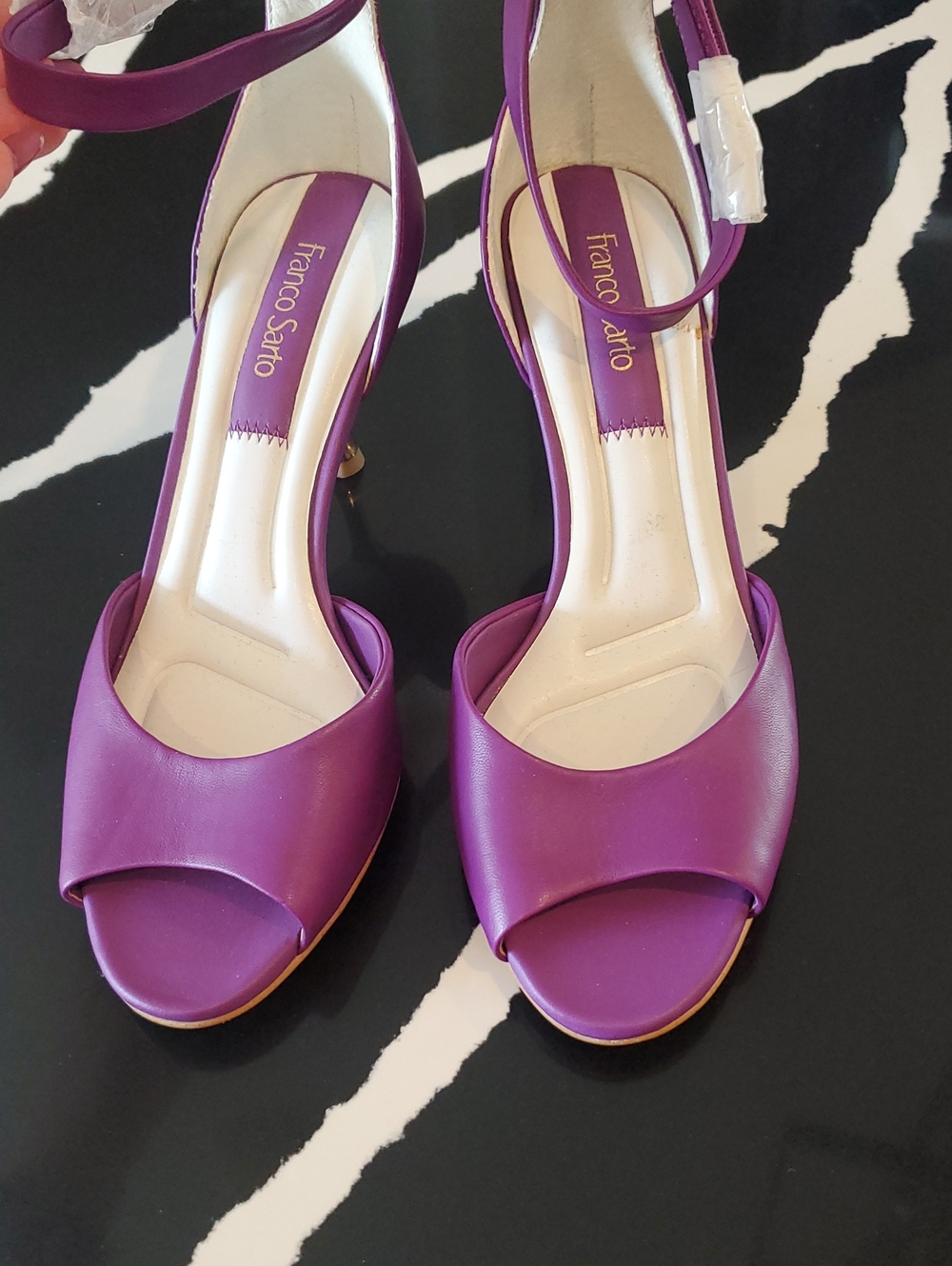 Franco Sarto-NWT Beautiful Purple Sandal/shoe Heels-3" Gold Heels/Buckle Sz.6.5